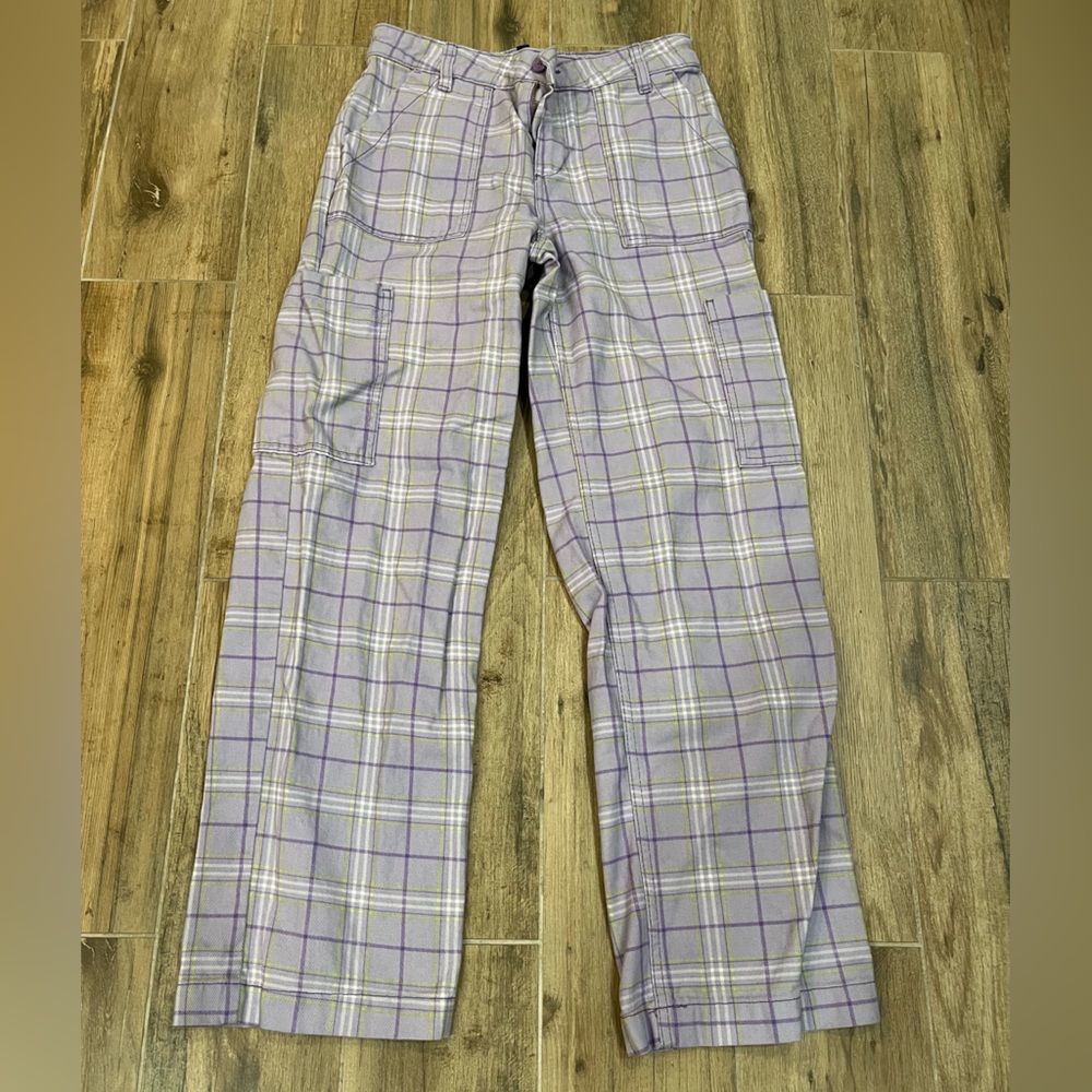 H&M Divided Purple and White Plaid Cargo Pants Size 2